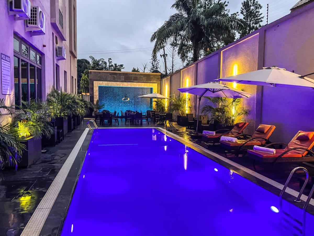 Omedel Luxury Hotel Enugu Exterior photo