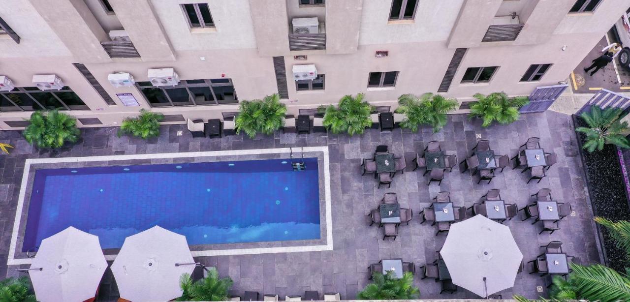 Omedel Luxury Hotel Enugu Exterior photo